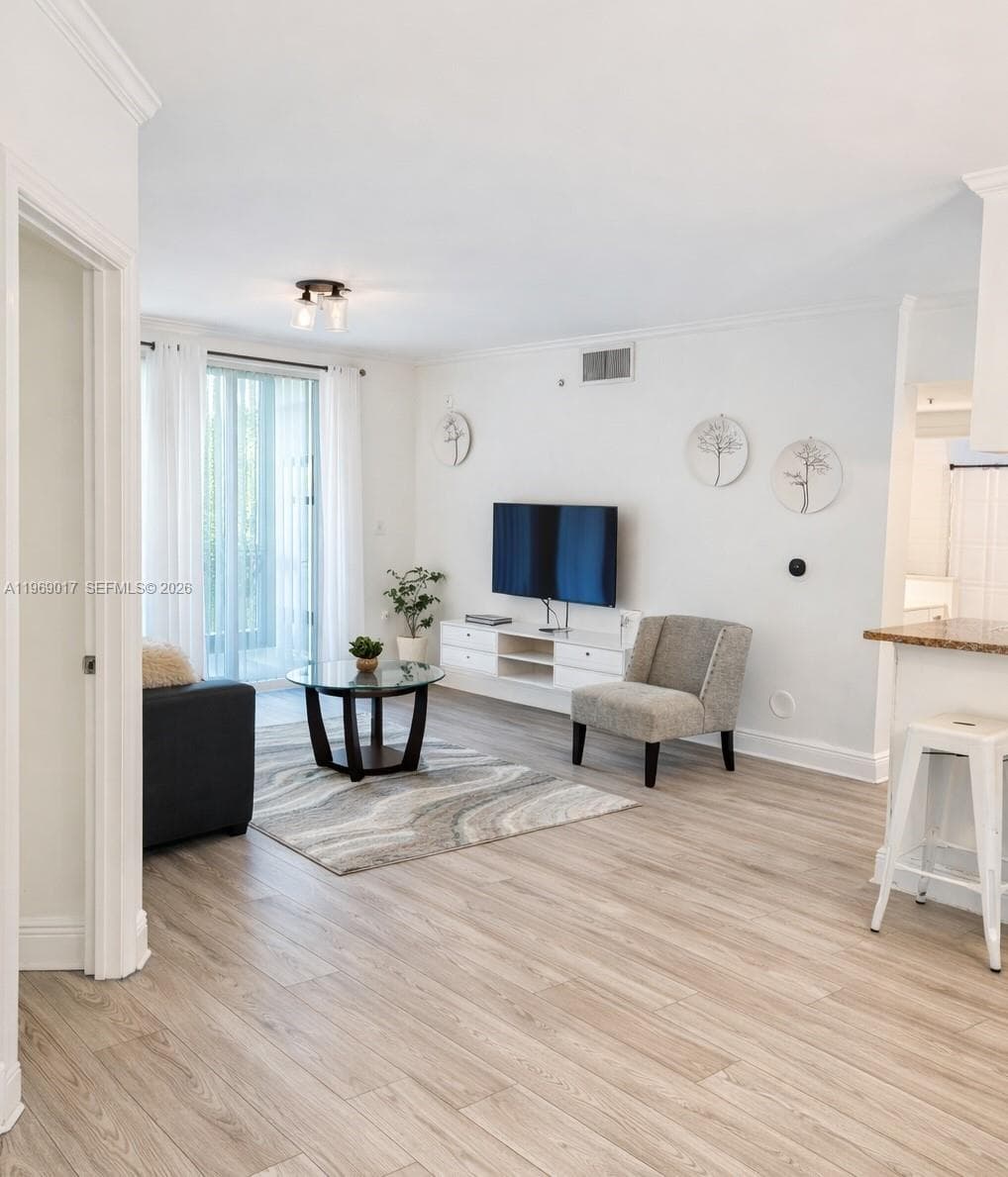 17125 N Bay Rd 3105 photo 1
