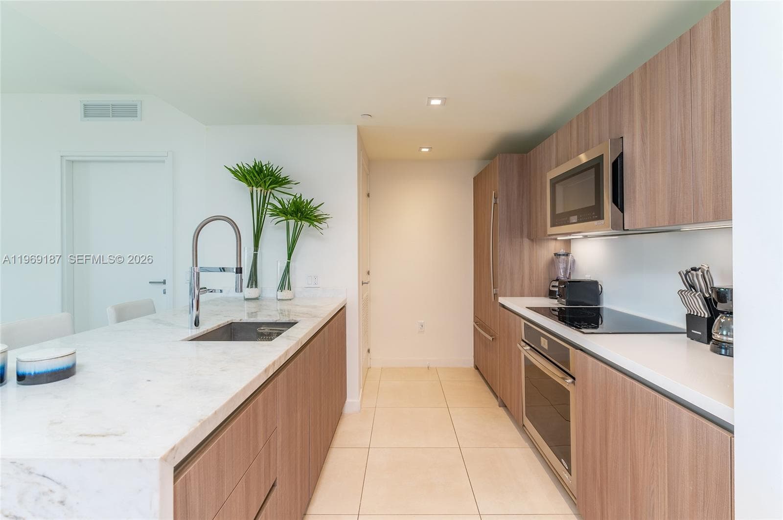 401 Birch Rd 5