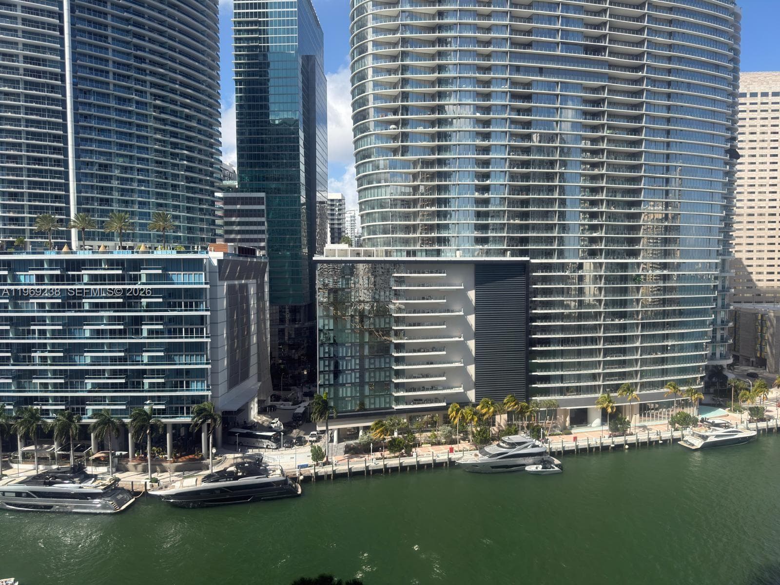 465 Brickell 1504 photo 15
