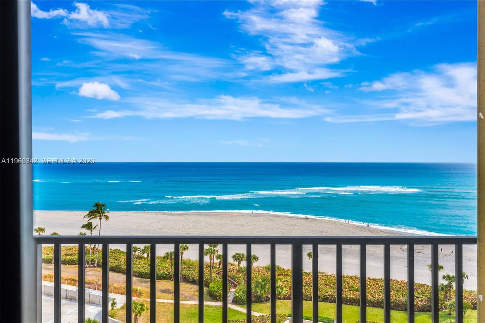 300 Ocean Trail Way 1