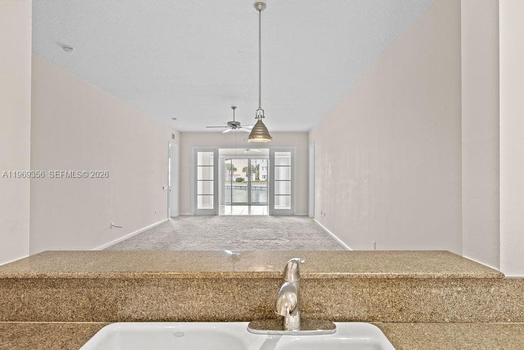 17 Harbour Isle Dr W 103 photo 6
