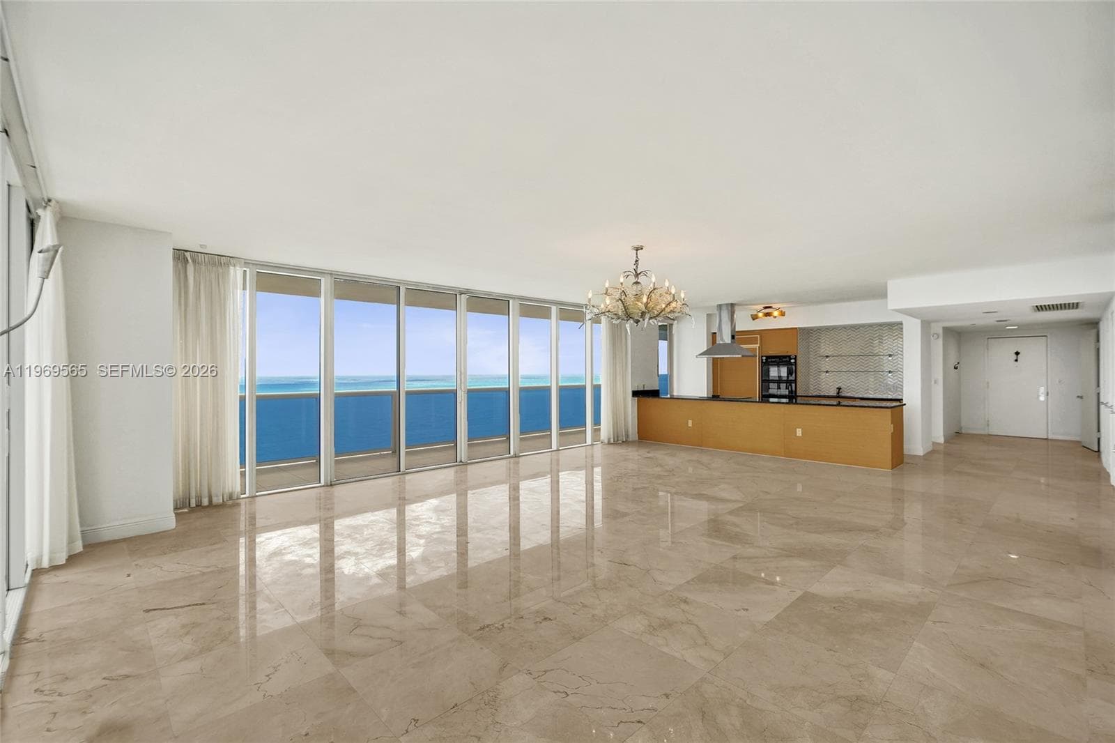 1830 Ocean Dr 2701 photo 6