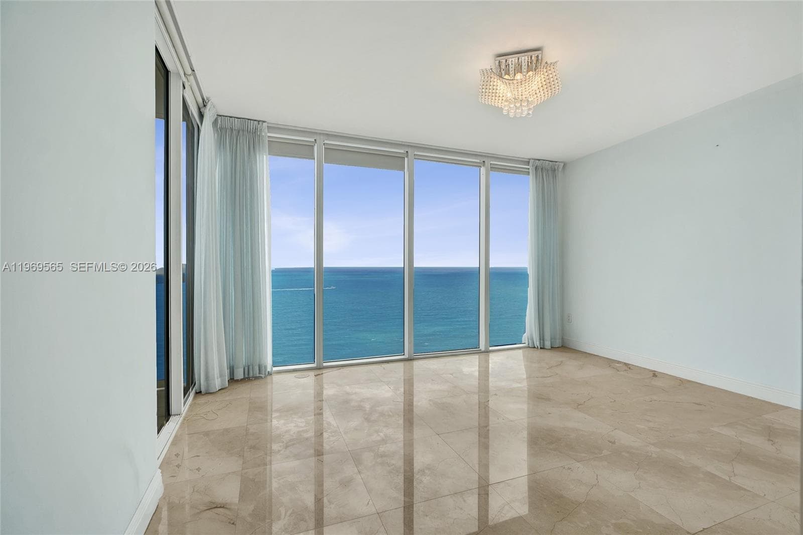 1830 Ocean Dr 2701 photo 20