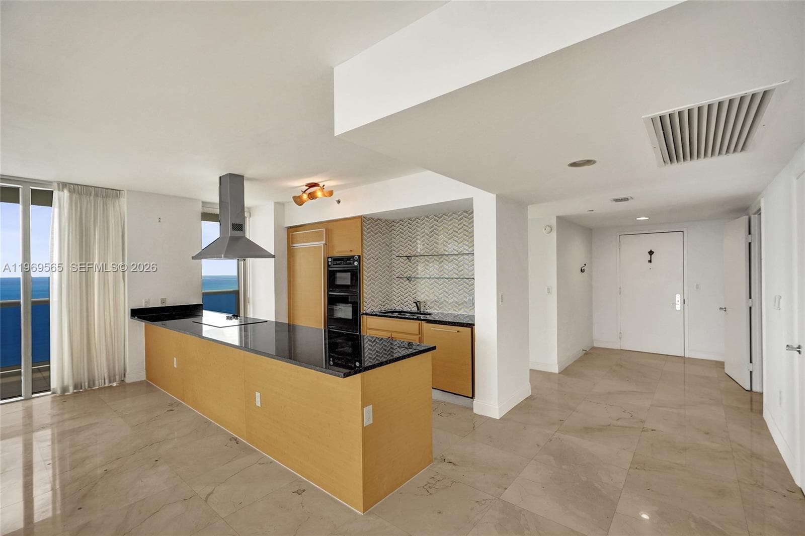 1830 Ocean Dr 2701 photo 10