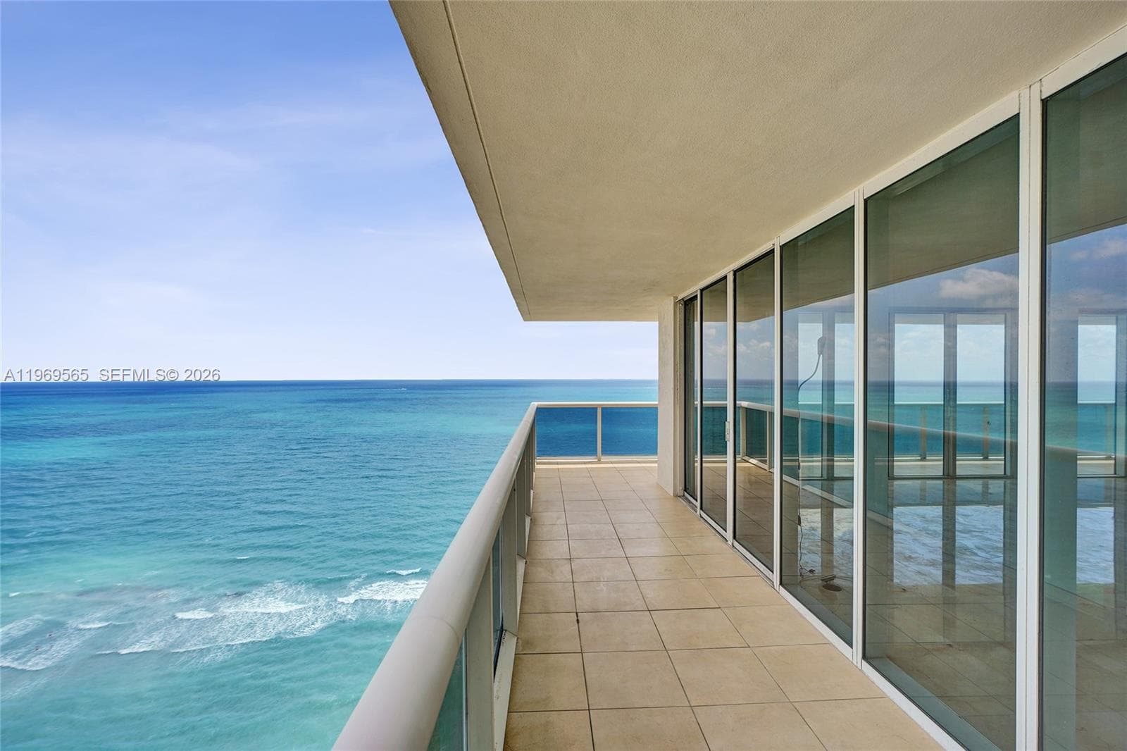 1830 Ocean Dr 2701 photo 11