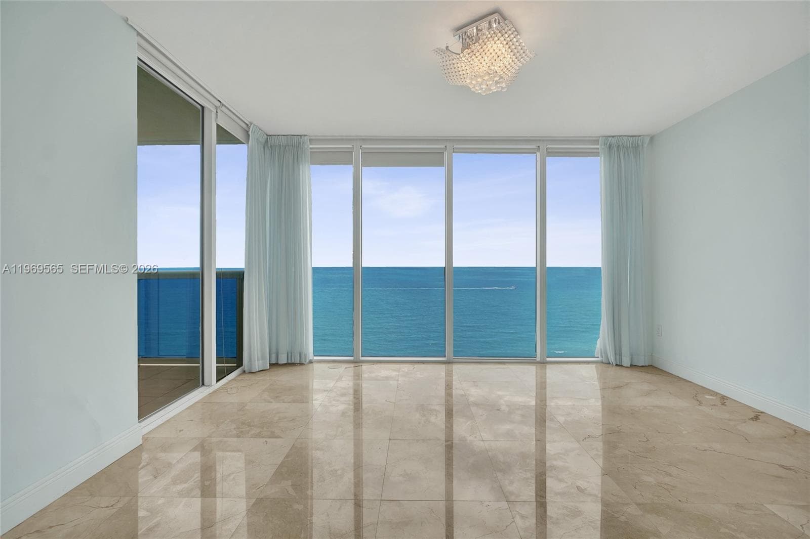 1830 Ocean Dr 2701 photo 21