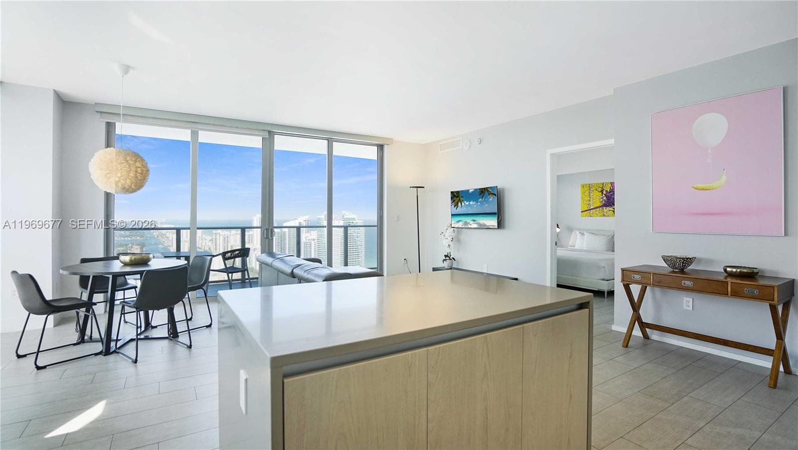 4010 Ocean Dr 3