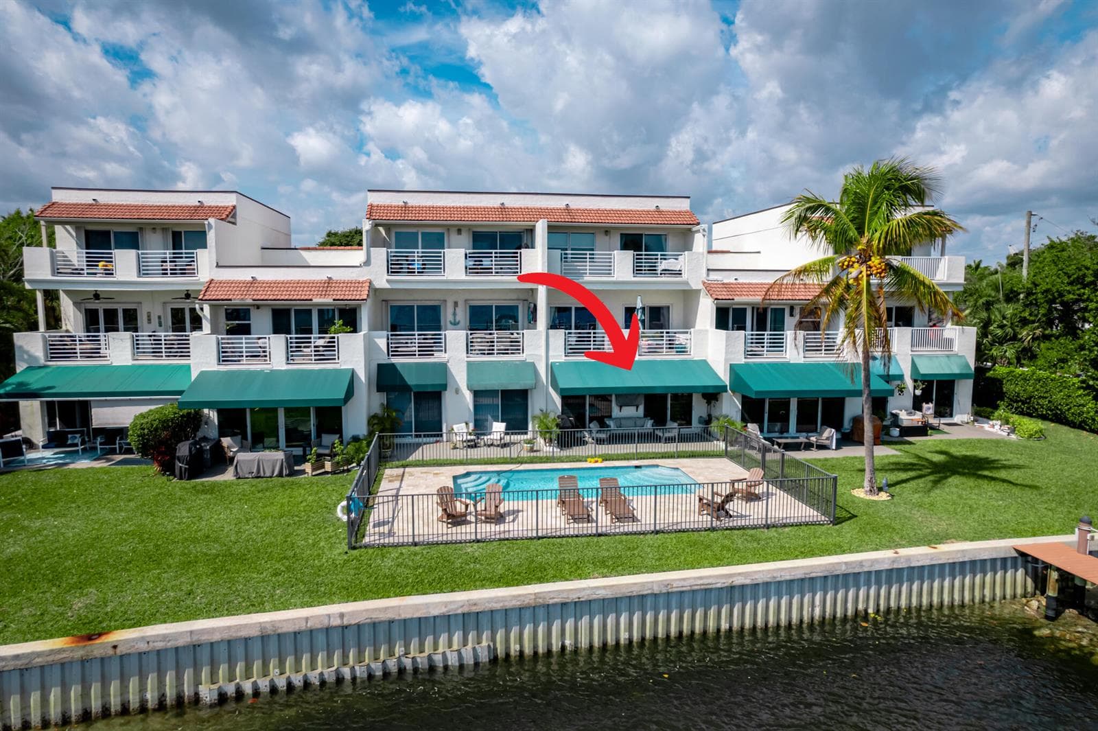 318 N Lake Drive 4