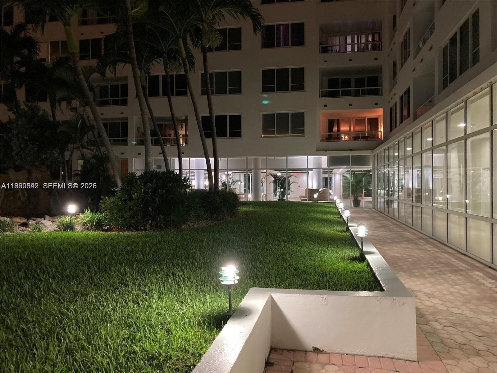 5005 Collins Ave 1404 photo 15