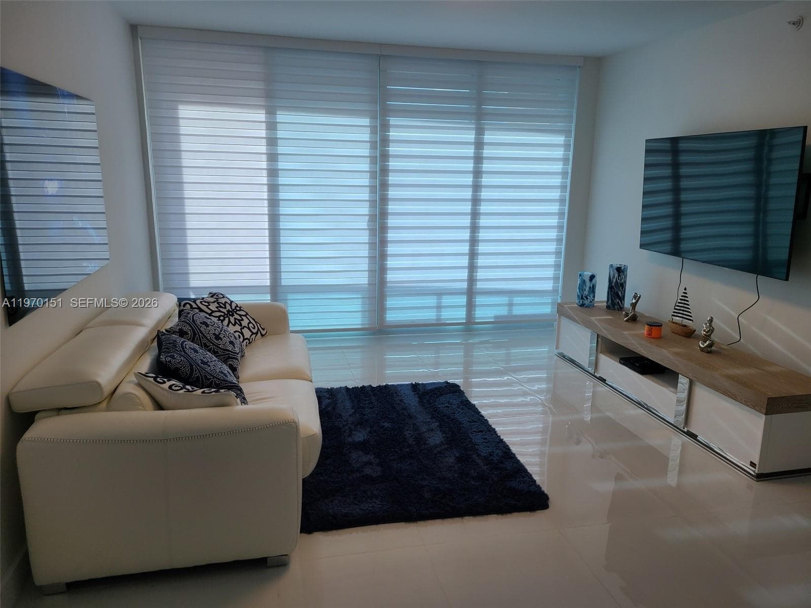 2501 S Ocean Dr 1031 photo 2