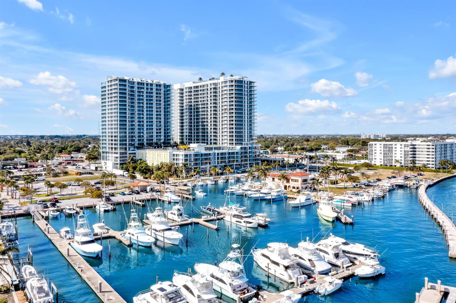 220 Lake Shore Drive #502 4