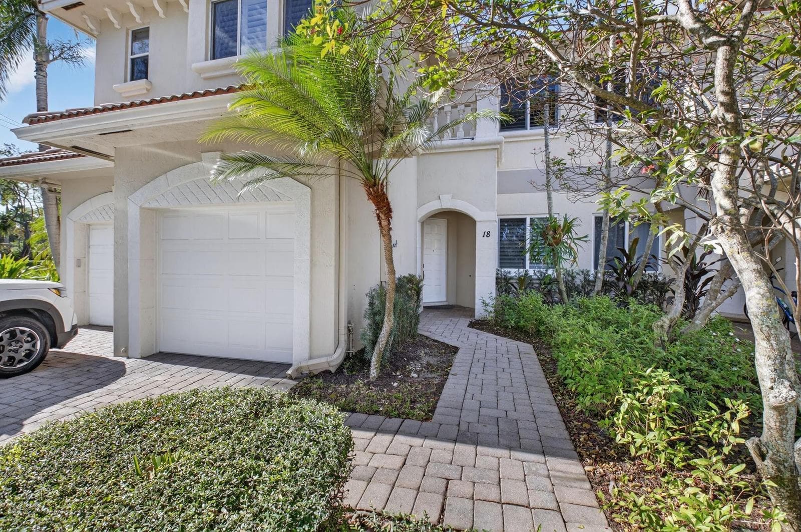 23 Royal Palm Way #18 5