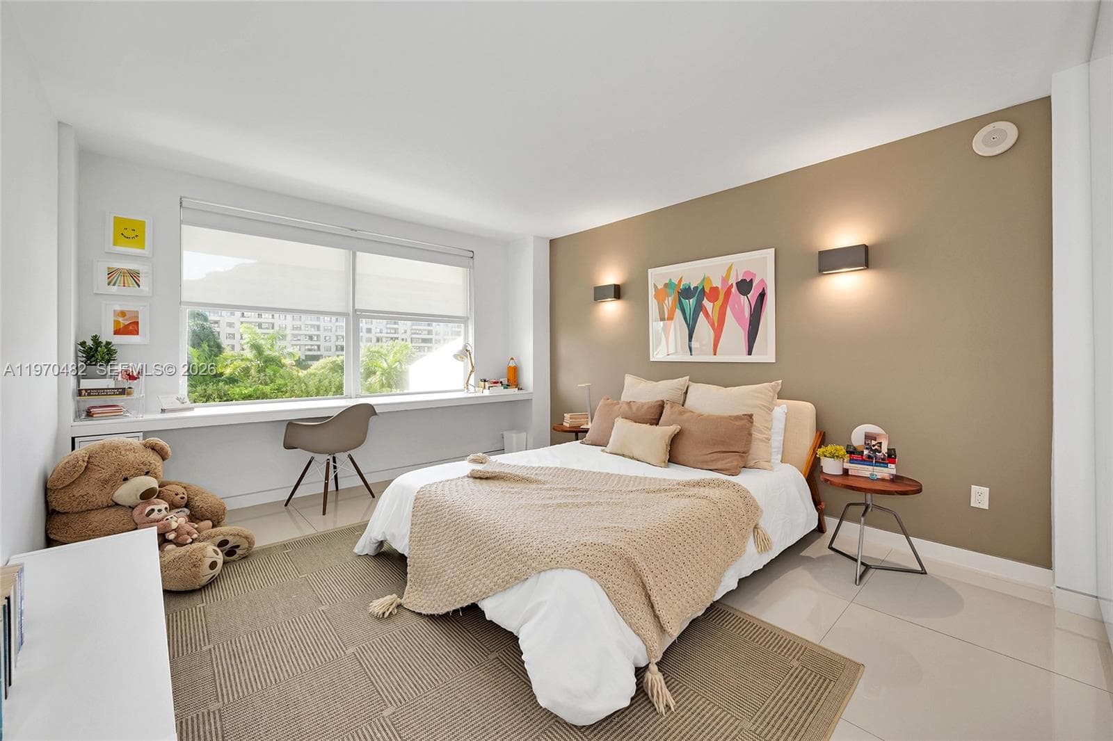 199 Ocean Lane Dr 401 photo 23
