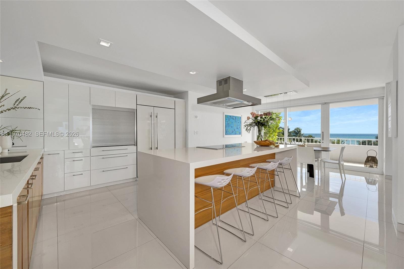 199 Ocean Lane Dr 1