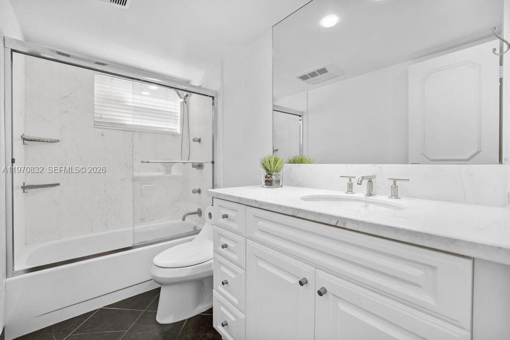 2301 Ocean 201 photo 18