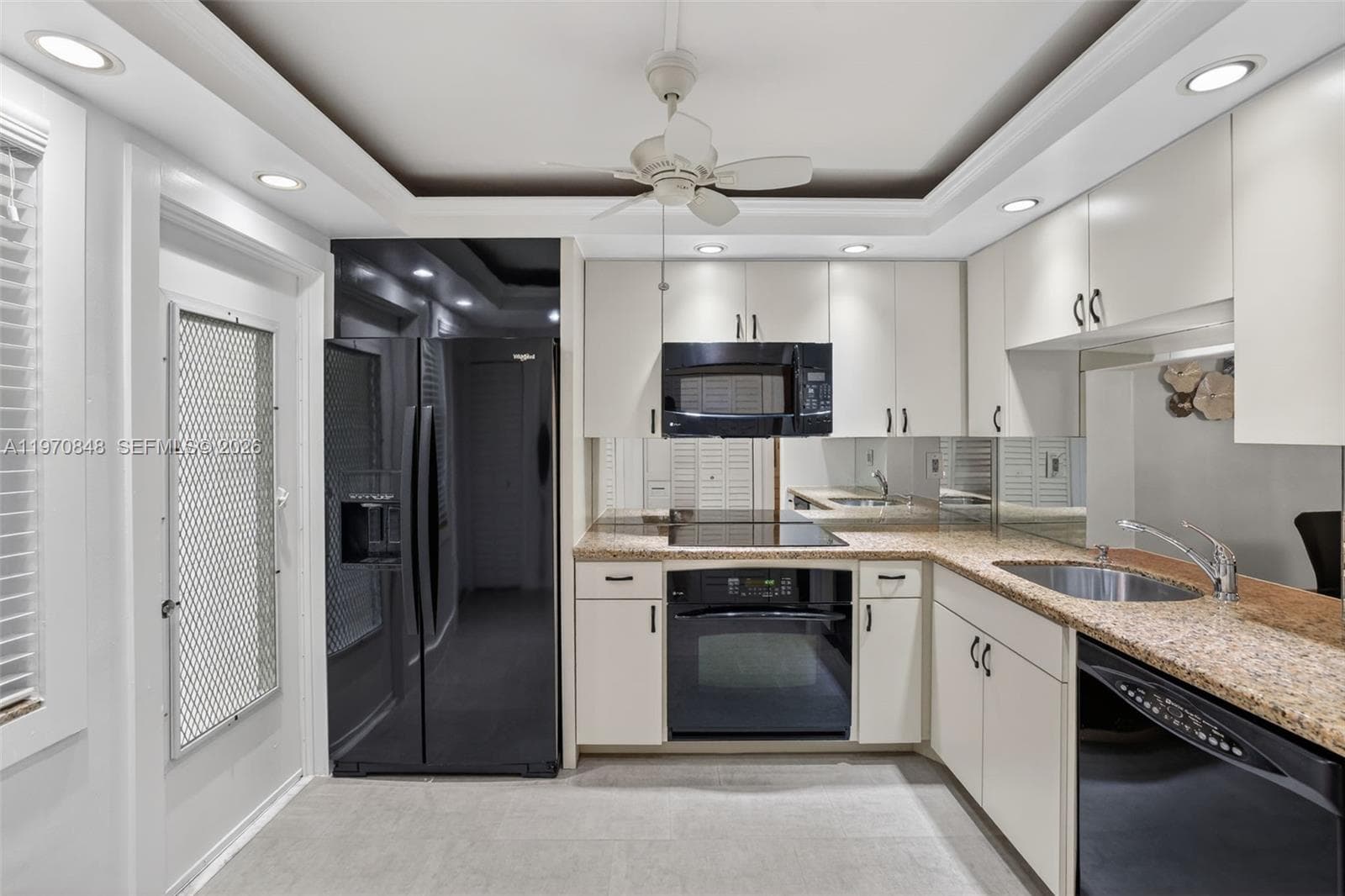 1891 S Ocean Dr 212 photo 11