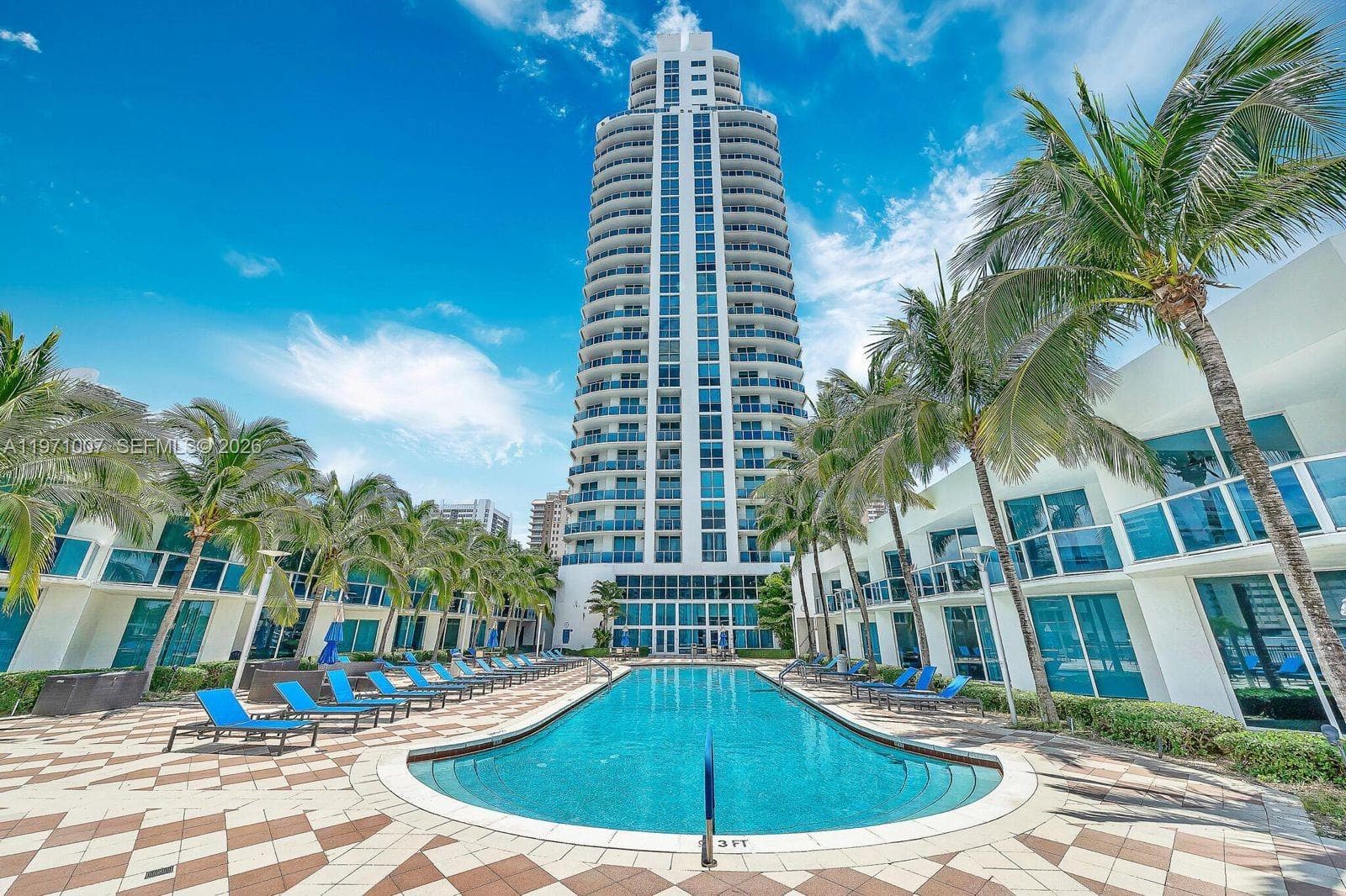 1945 Ocean Dr 1