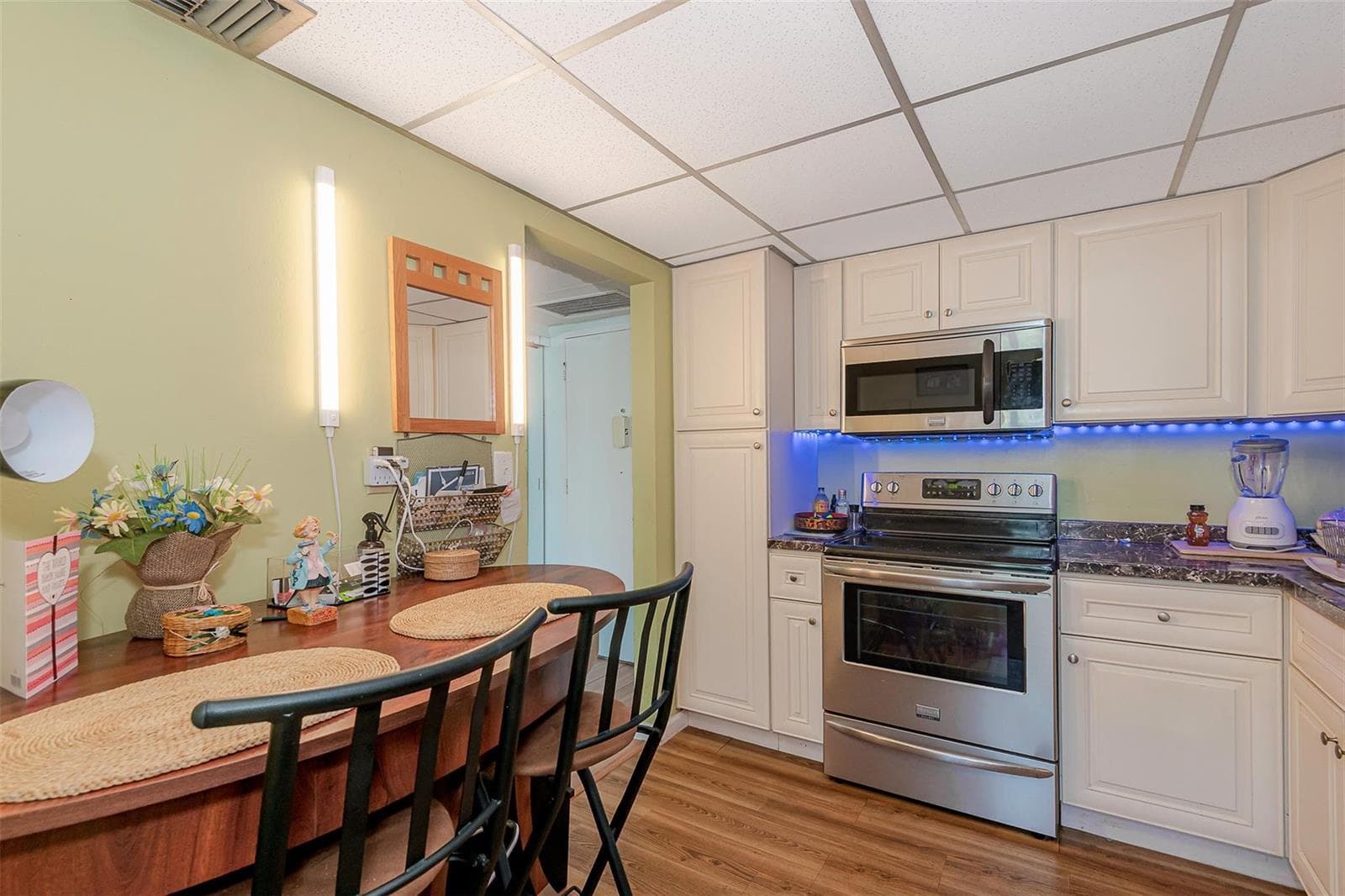 2751 Taft Street 305 photo 13