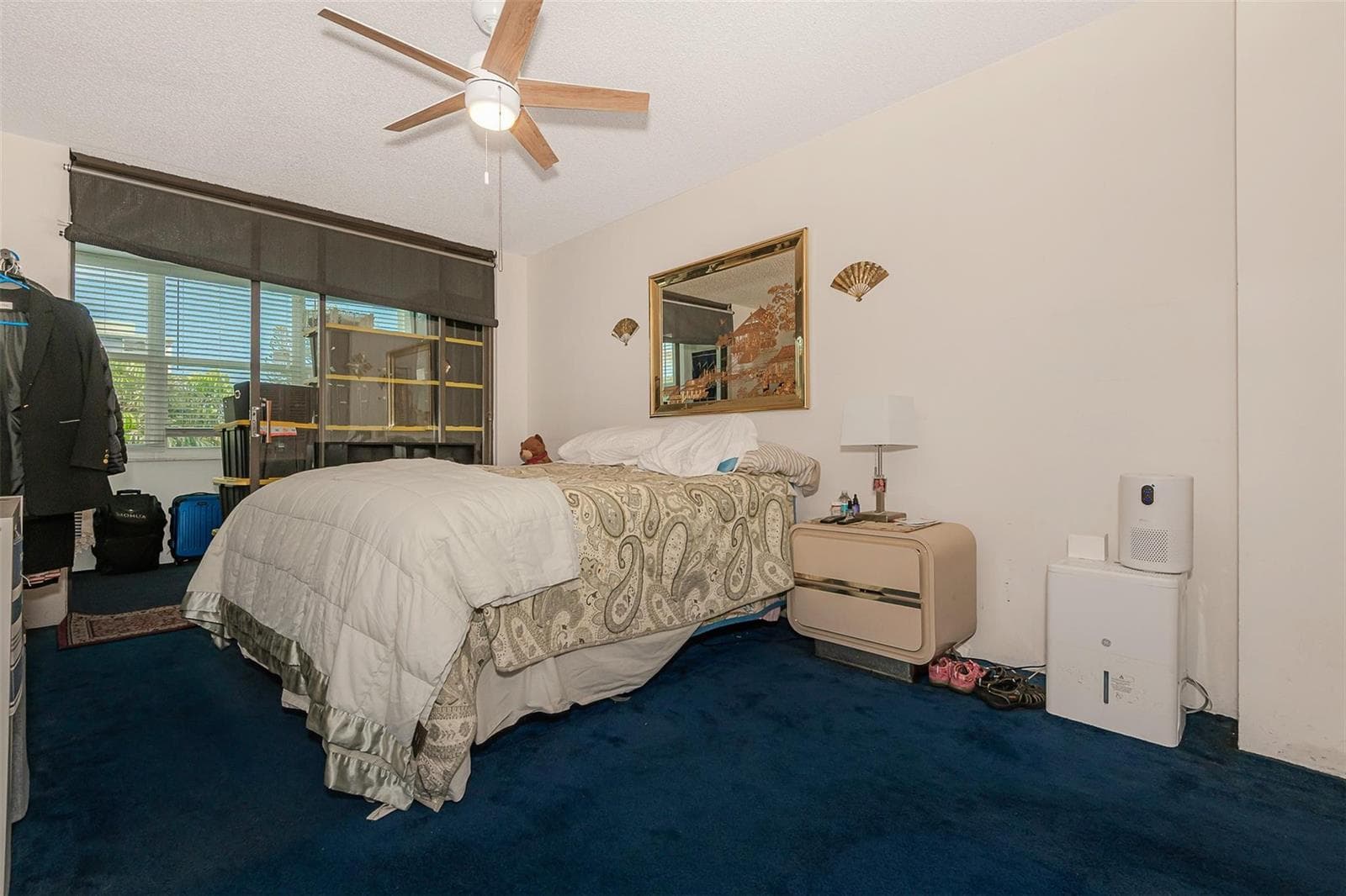 2751 Taft Street 305 photo 17
