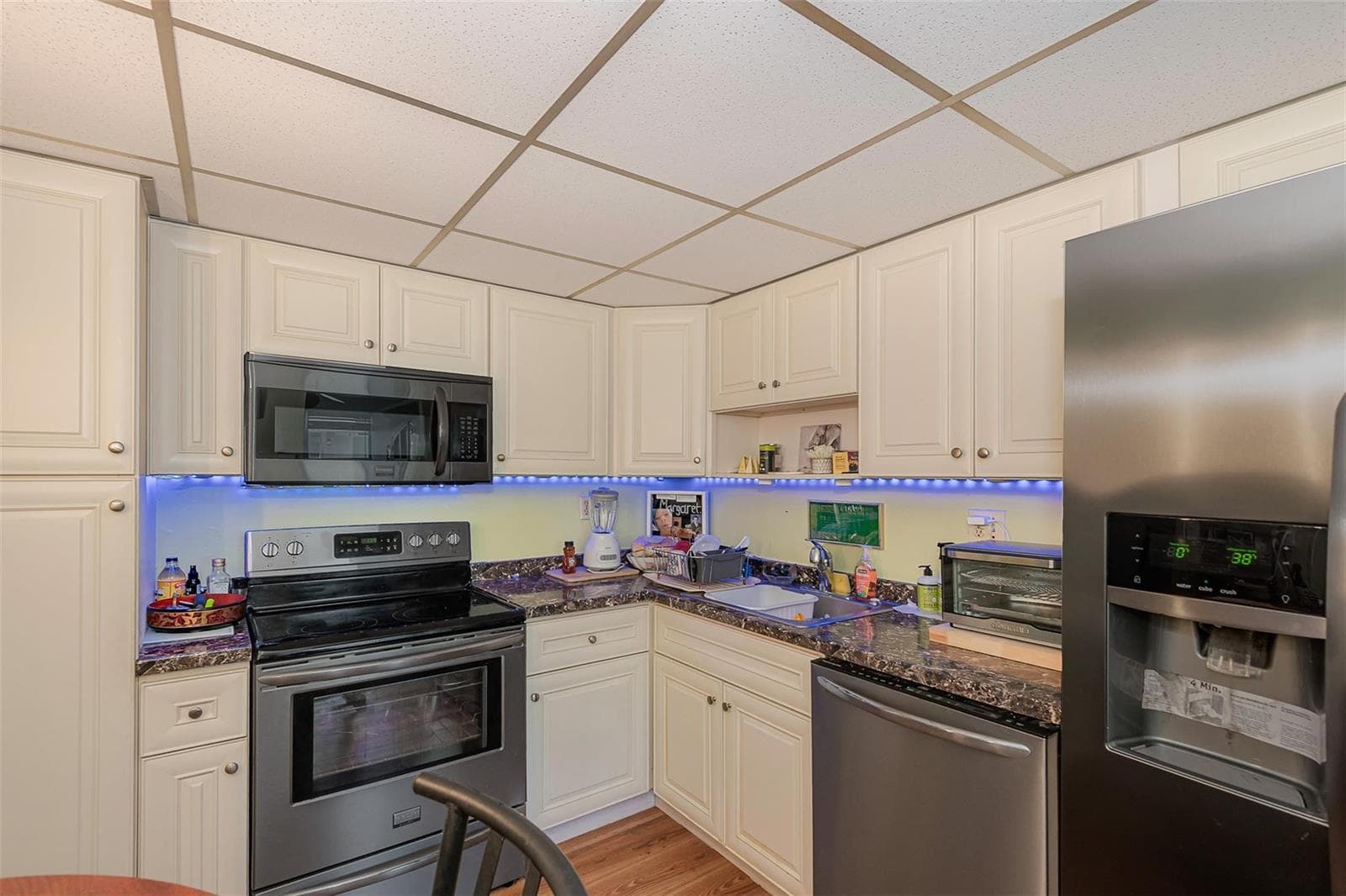 2751 Taft Street 305 photo 12