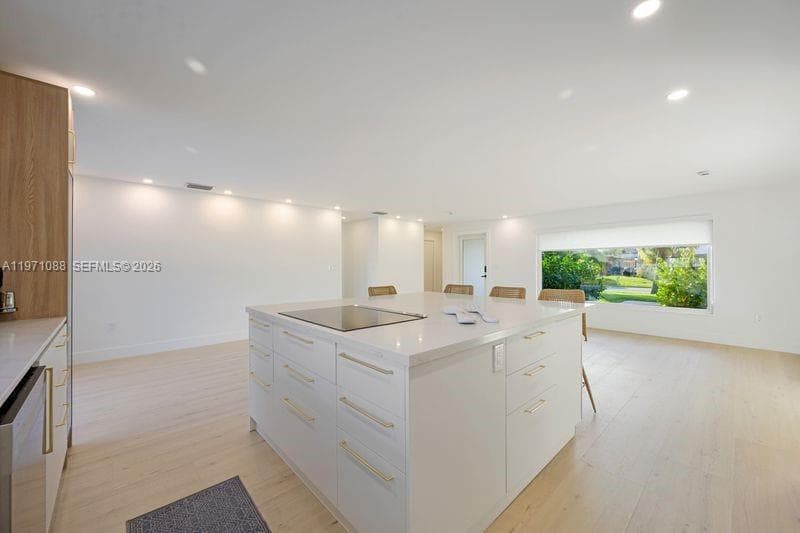 1810 6th Ave photo 16
