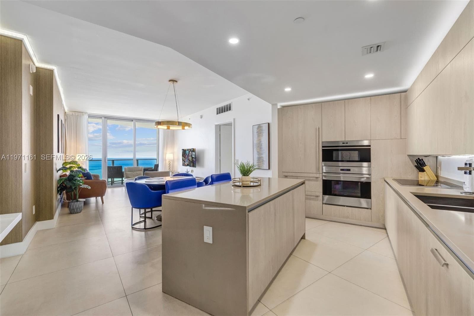 4111 Ocean Dr 2
