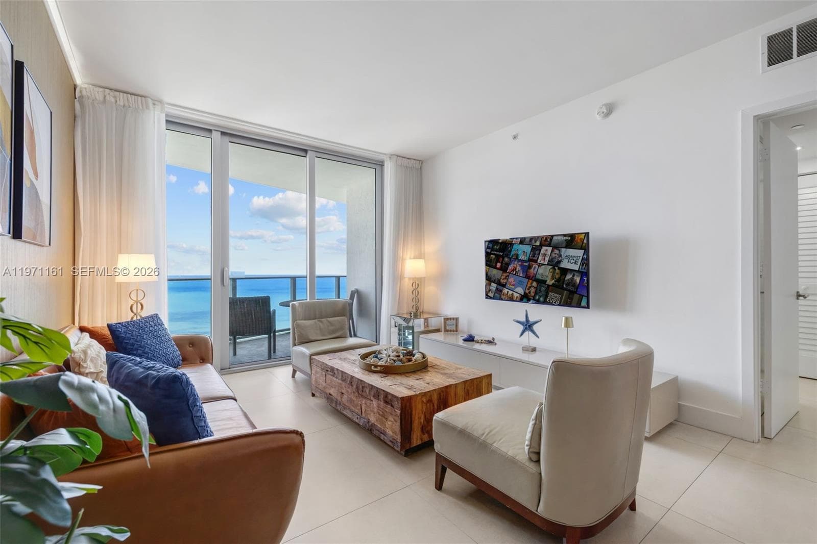 4111 Ocean Dr 3706 photo 8