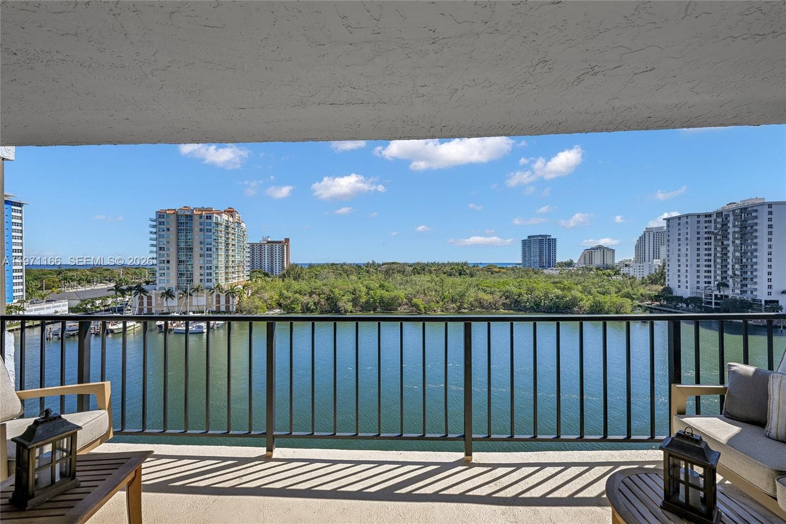 936 Intracoastal Dr 1