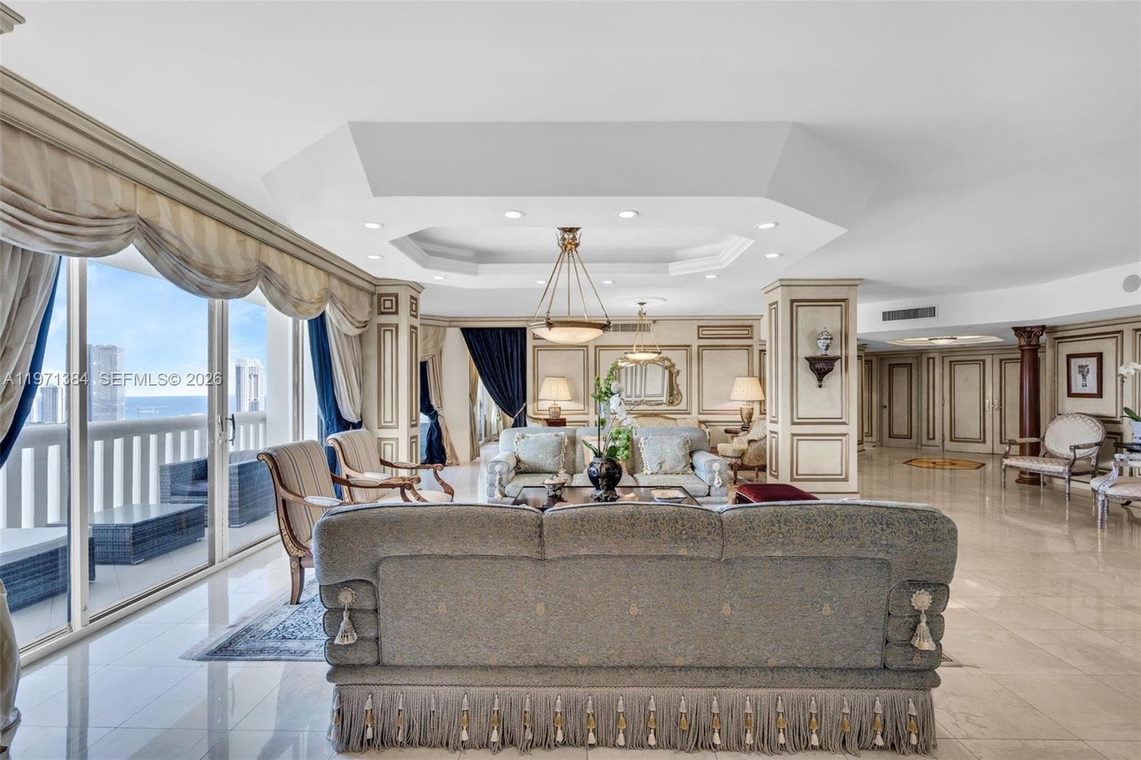 3000 Island Blvd 2902 photo 10