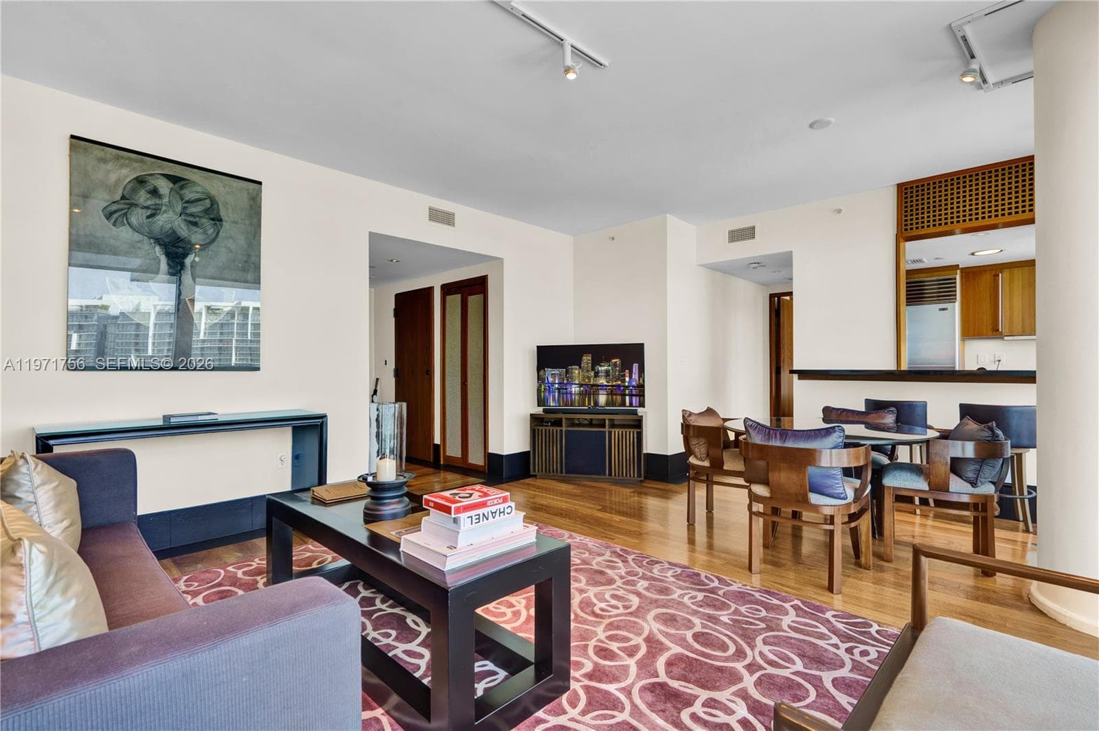 101 20th St 1805 photo 12