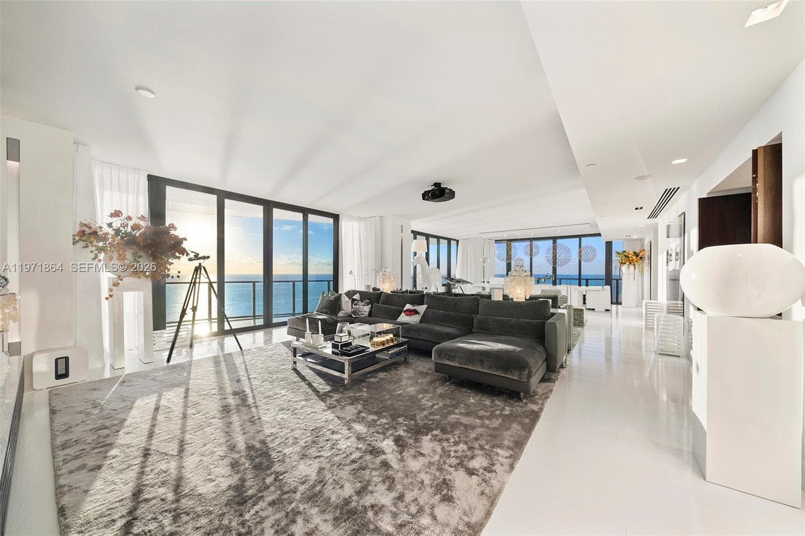 19575 Collins Ave 30 photo 16