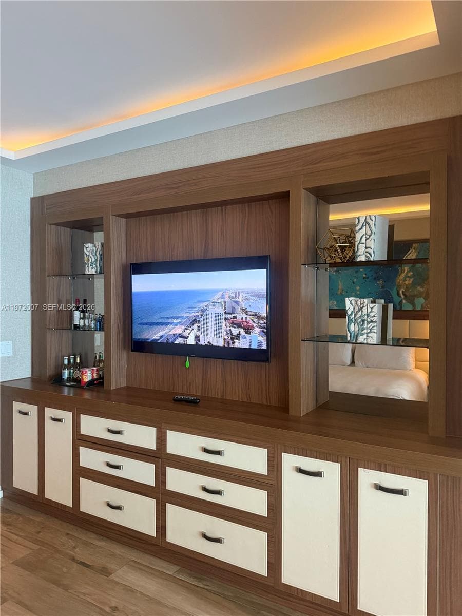 551 N Fort Lauderdale Beach Blvd R2210 photo 9