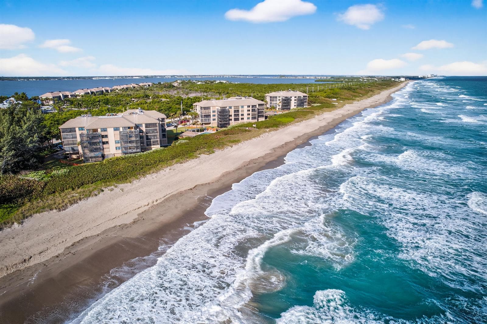 2491 NE Ocean Boulevard #106 4