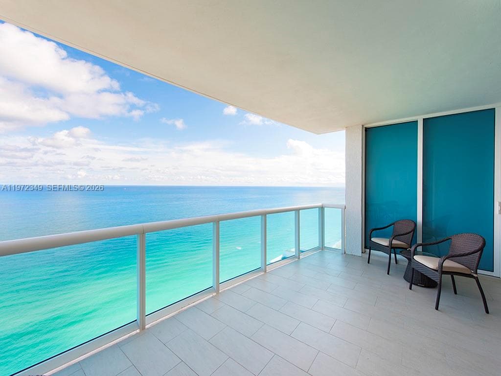 2711 Ocean Dr. 2804 photo 22