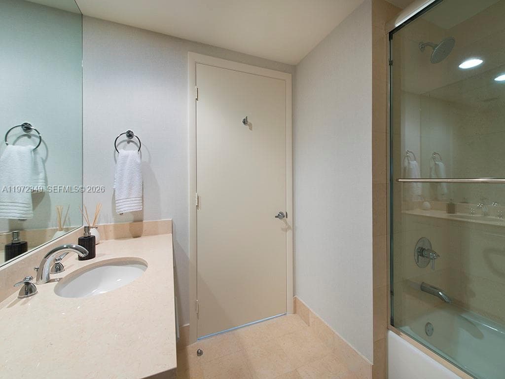 2711 Ocean Dr. 2804 photo 19