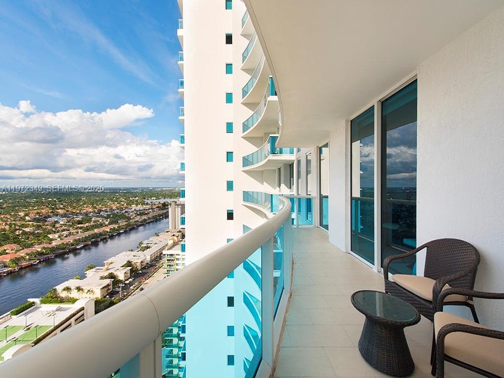 2711 Ocean Dr. 2804 photo 25