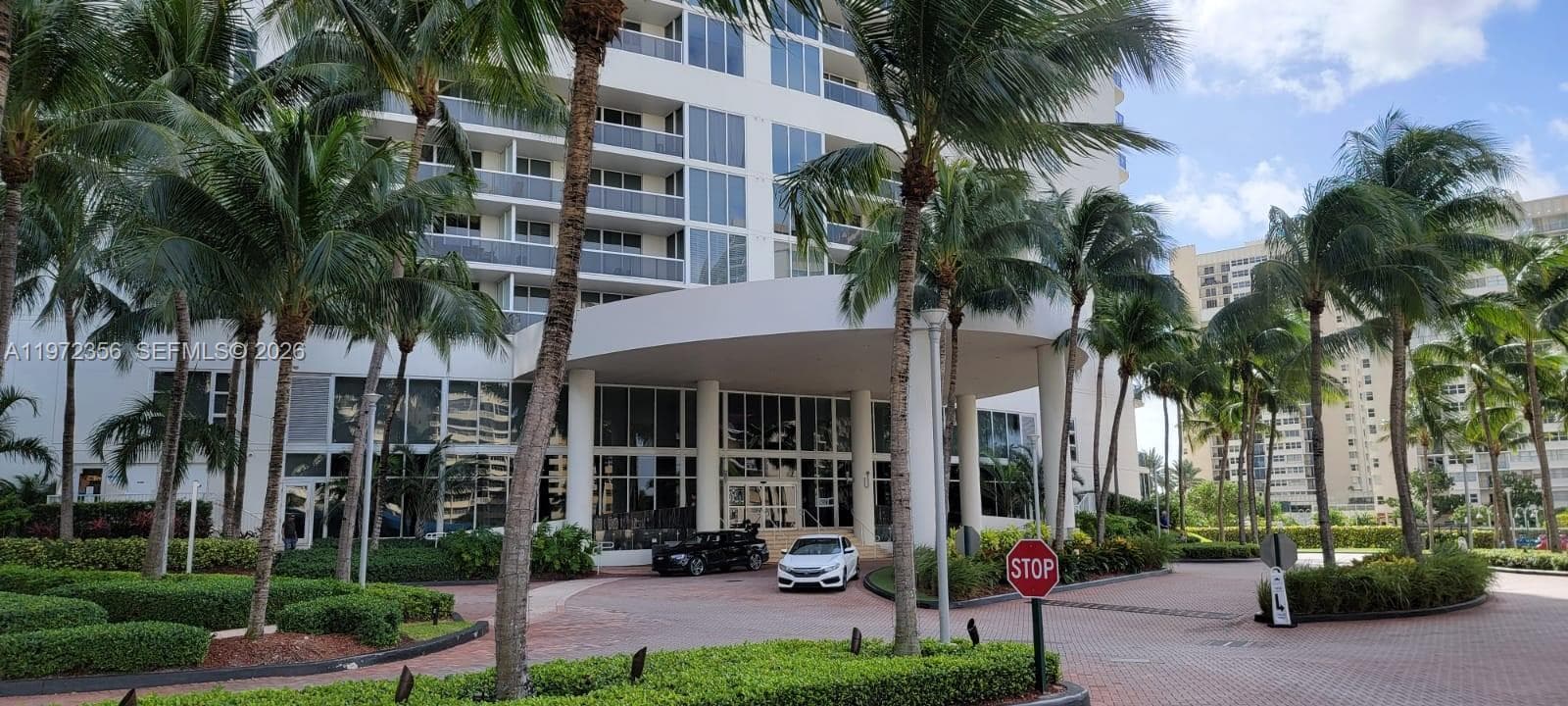 1850 Ocean Dr 1