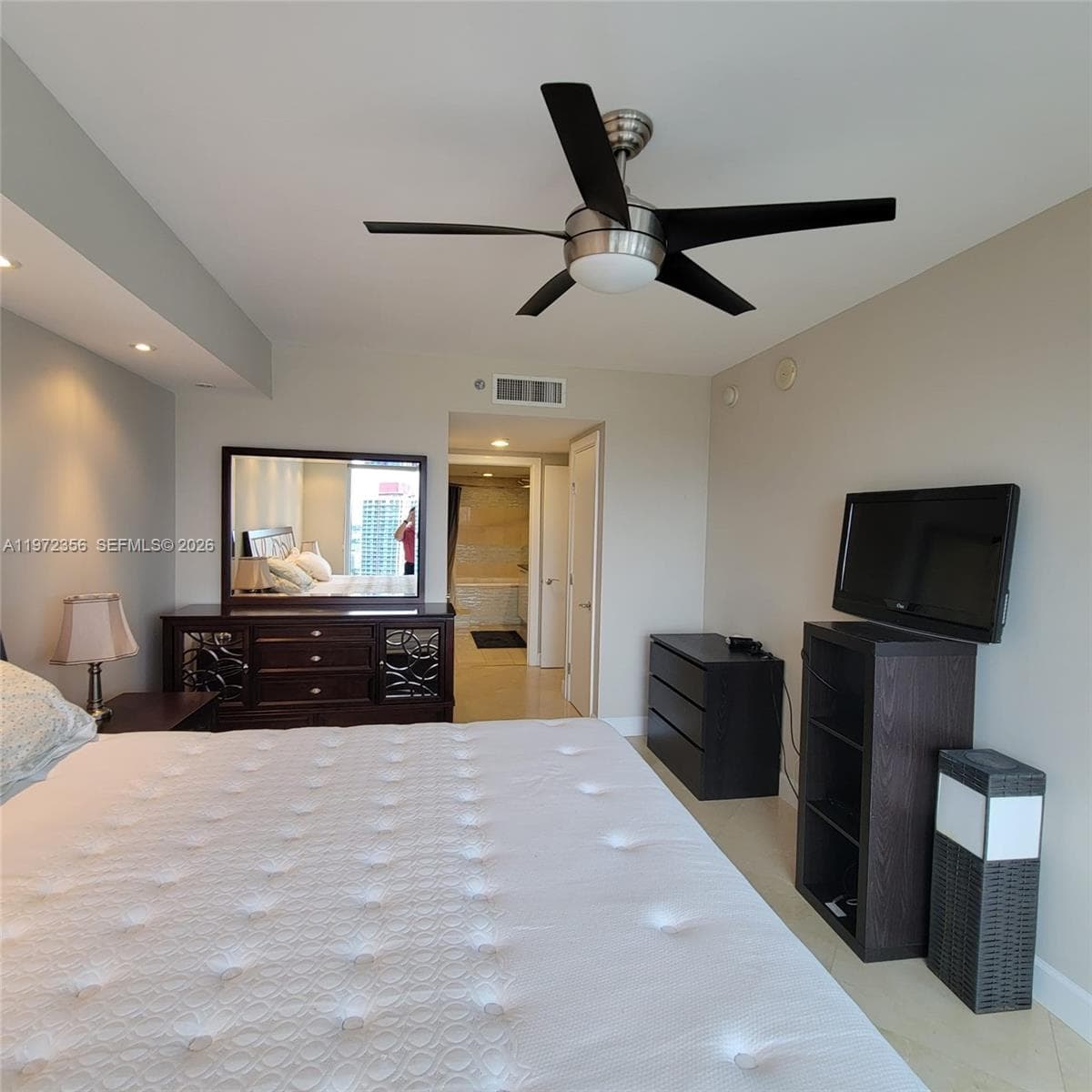1850 Ocean Dr 3007 photo 20