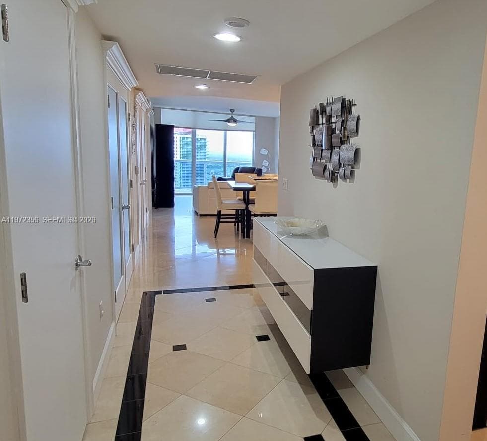 1850 Ocean Dr 3007 photo 14