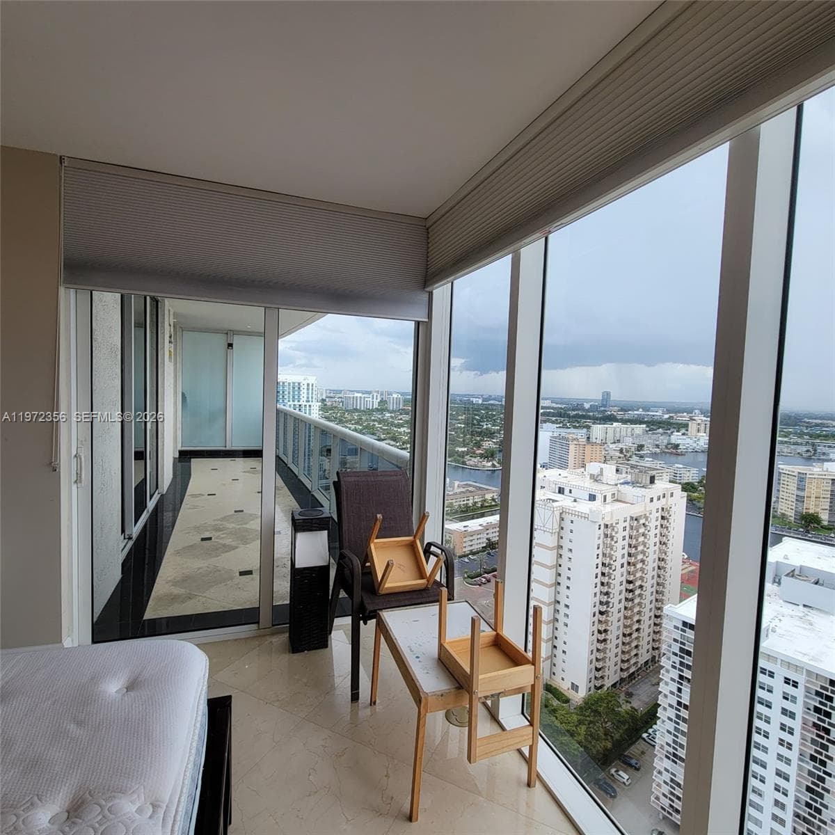 1850 Ocean Dr 3007 photo 19
