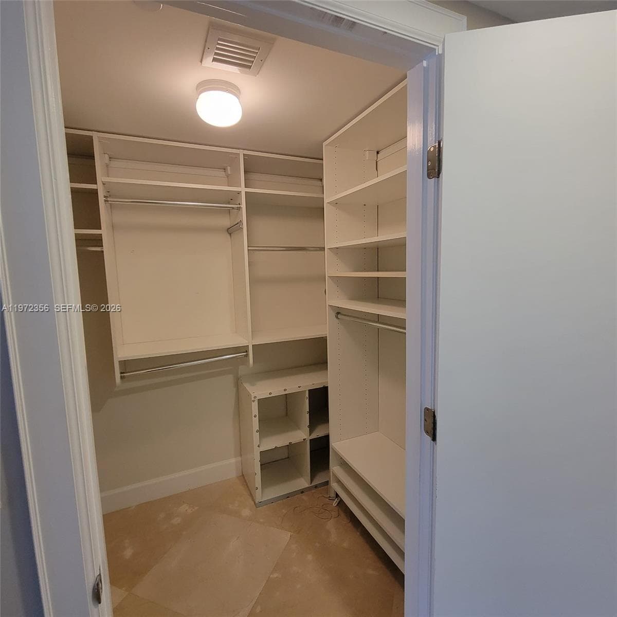 1850 Ocean Dr 3007 photo 25