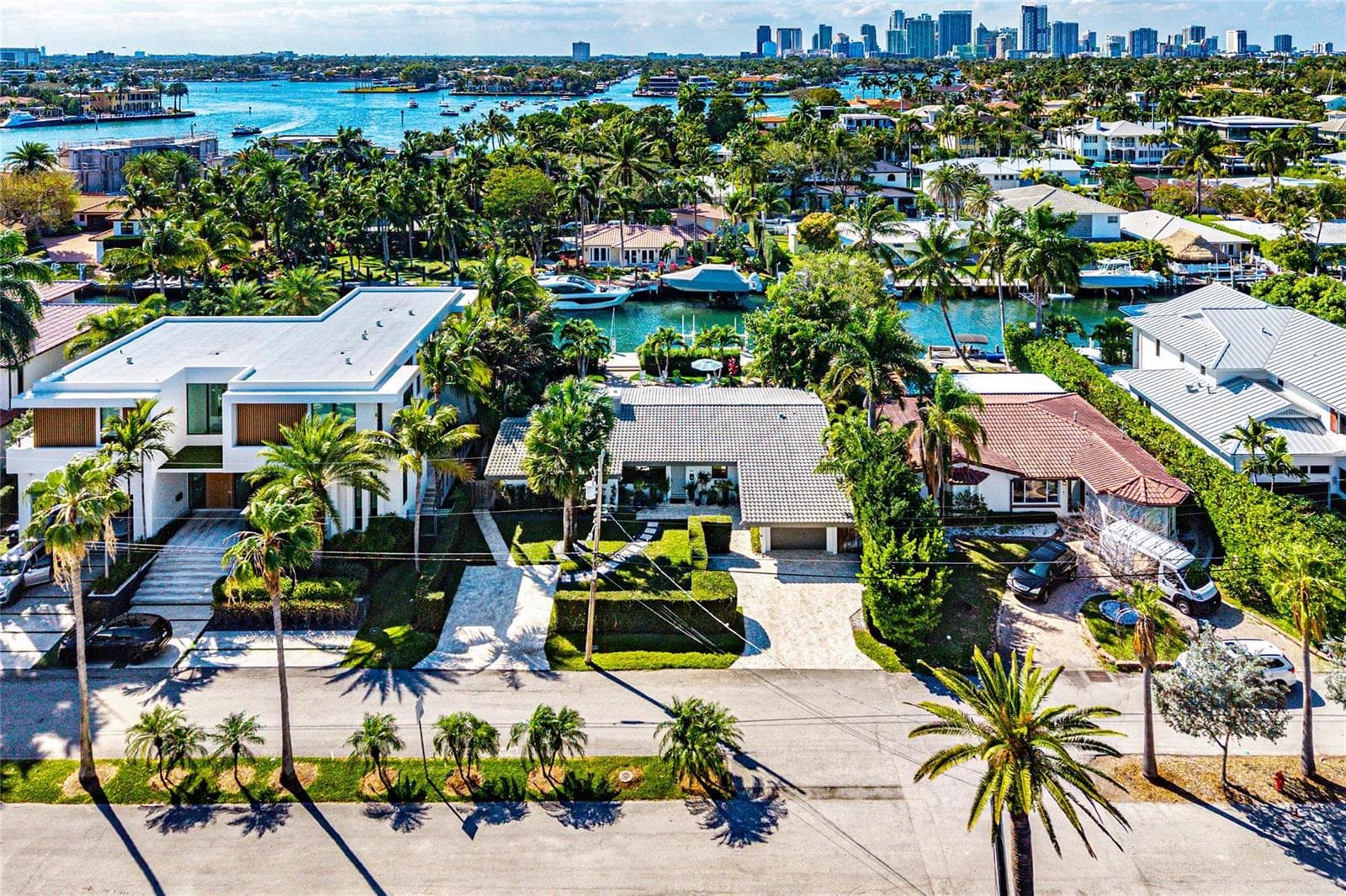801 Solar Isle 4