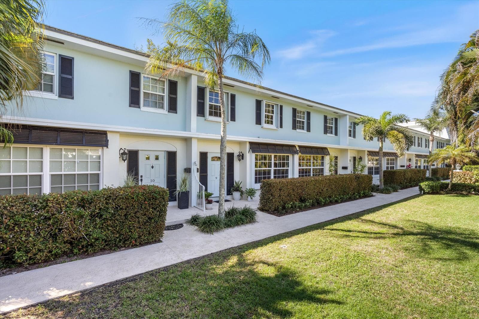 6590 N Ocean Boulevard #9 5