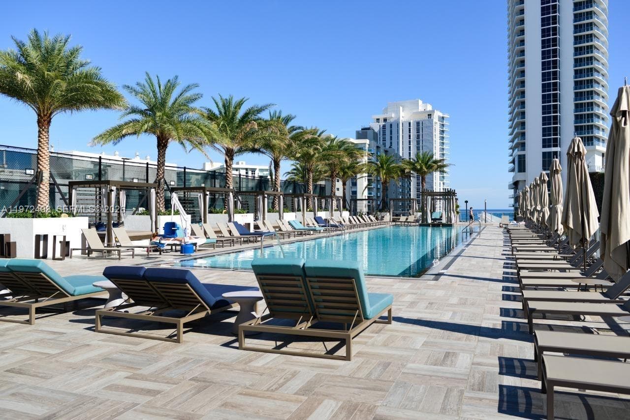 4010 Ocean Dr T4005 photo 16