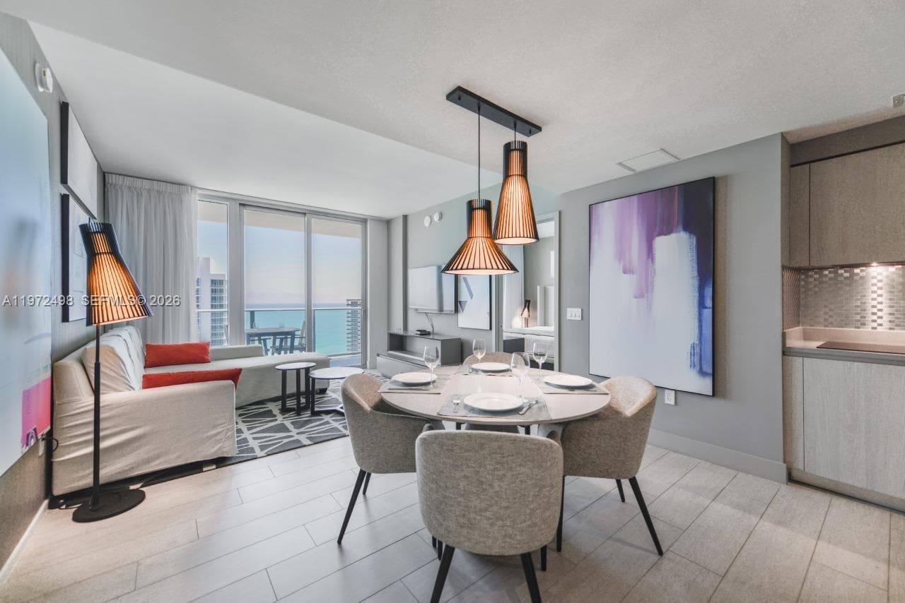 4010 Ocean Dr 4