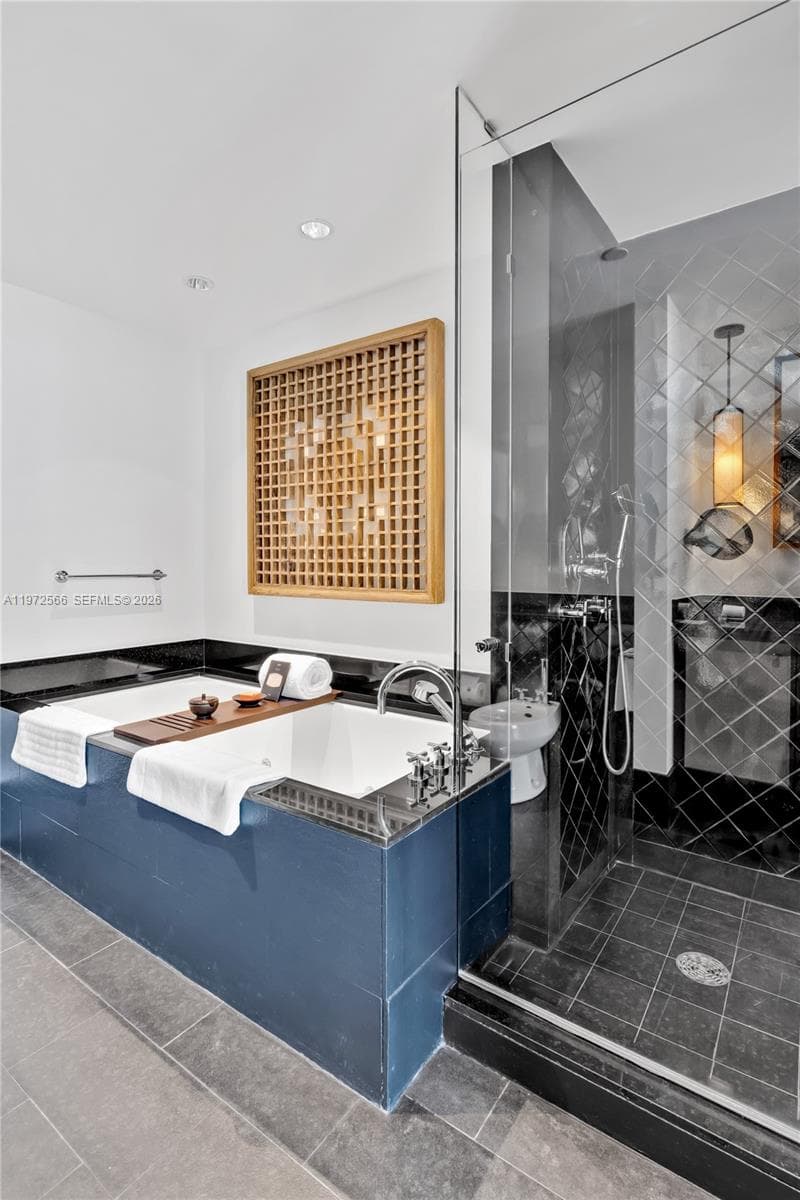 101 20th St 3806 photo 19