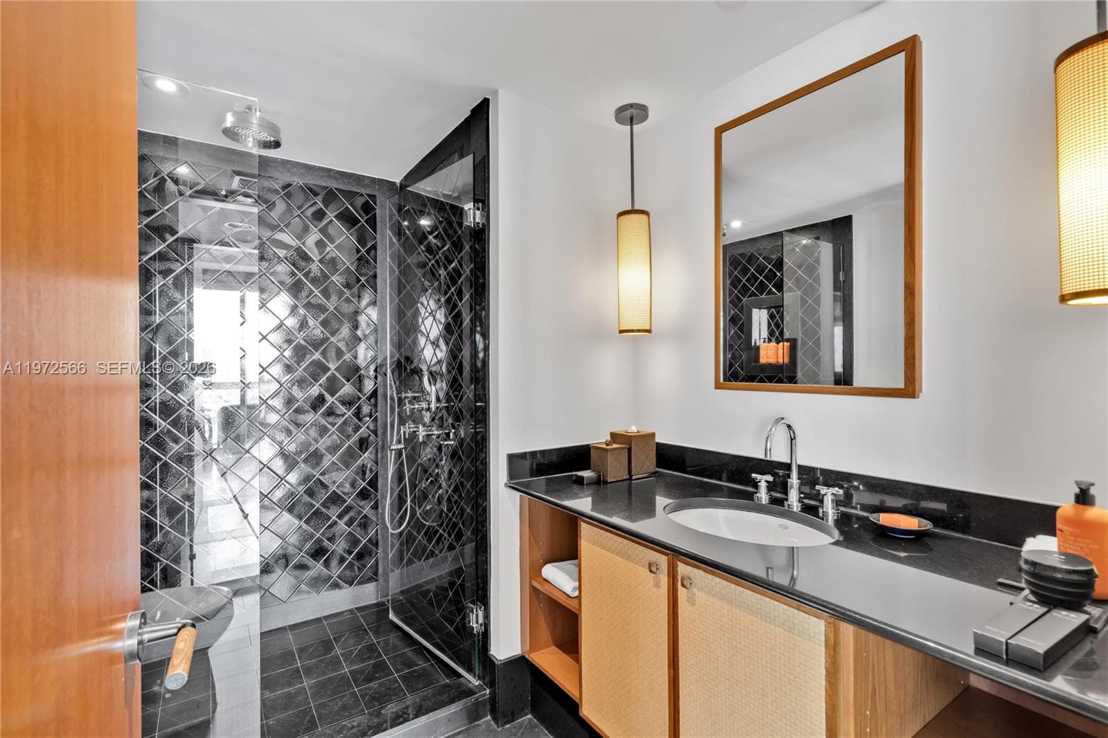 101 20th St 3806 photo 25