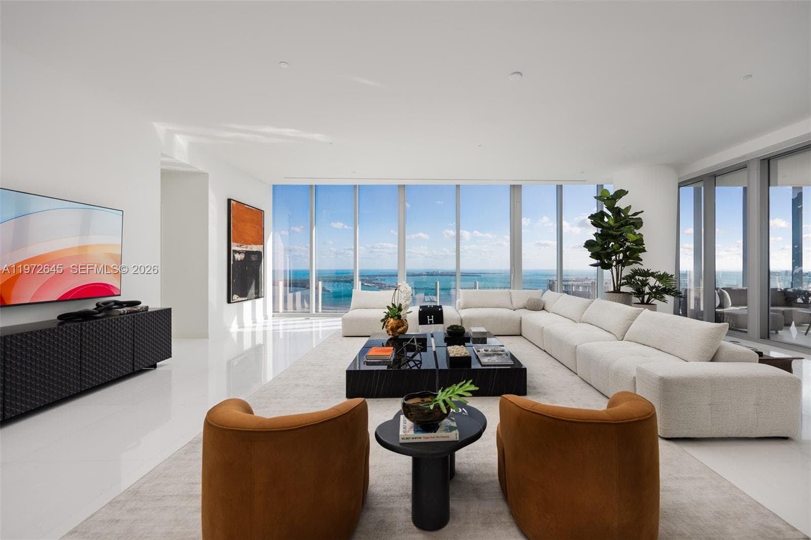 300 Biscayne Boulevard Way 4