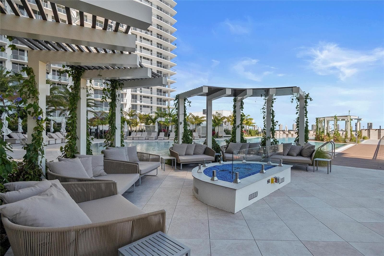 220 Lake Shore Drive 1417 photo 17