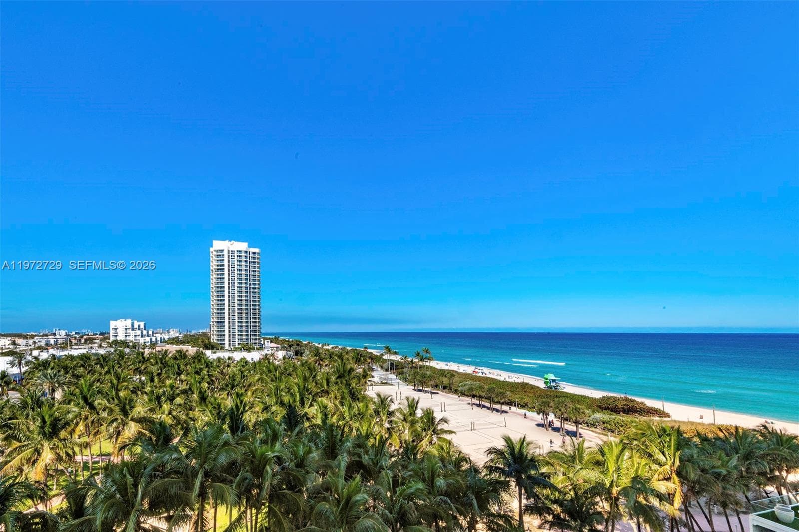 7135 Collins Ave 834 photo 2